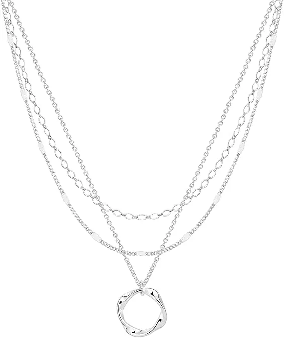 Necklace white background product shot