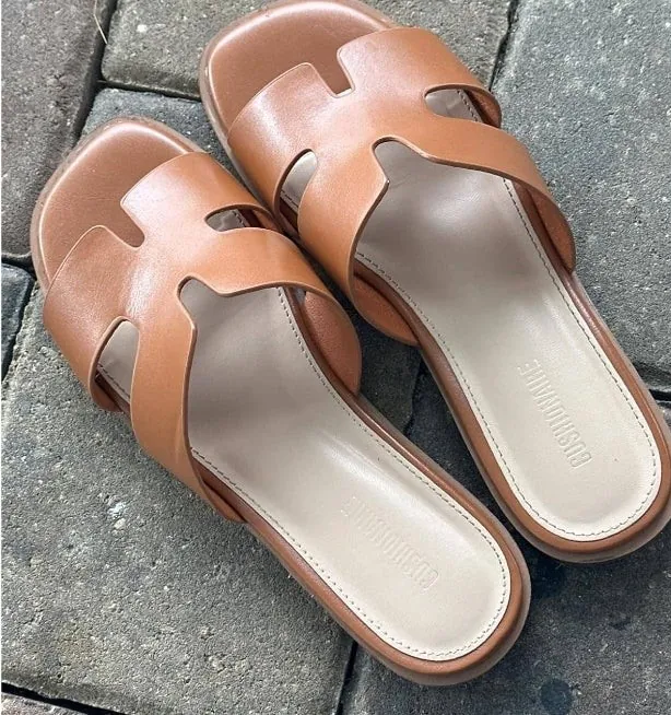 Sandals product photo before AI modeling